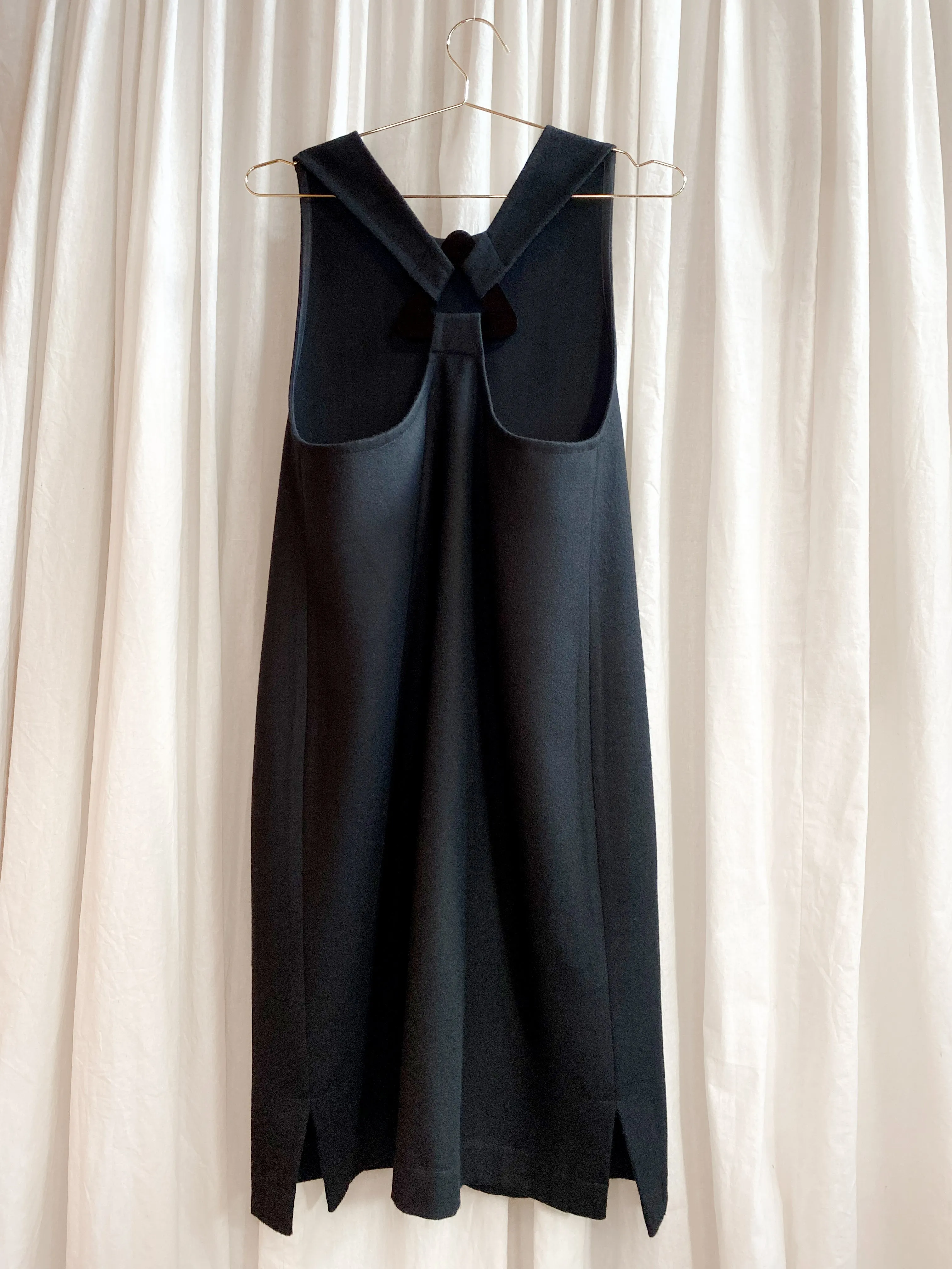 • SAMPLE • PEPPERCORN PINAFORE [ Wool Blend, Black Dress, Triangle Hardware ]