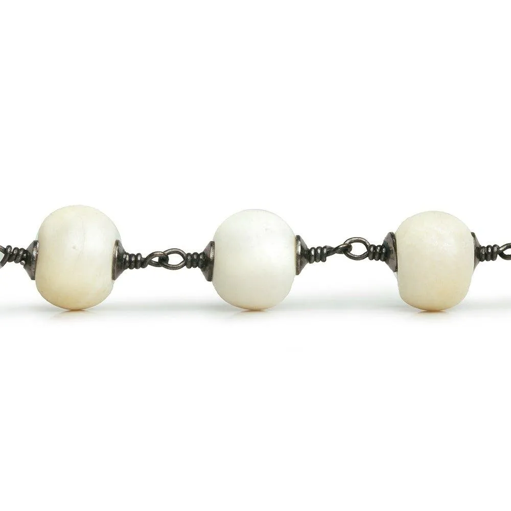10mm Cream Bone Bead Black Gold Chain 17 pieces
