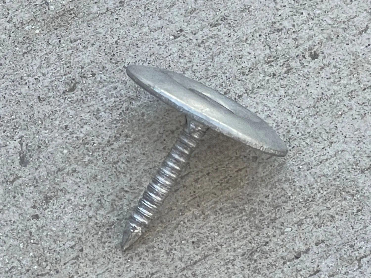 1" Metal Cap Fluted Masonry Nails - Galvanized (appx. 75 nails / lb)