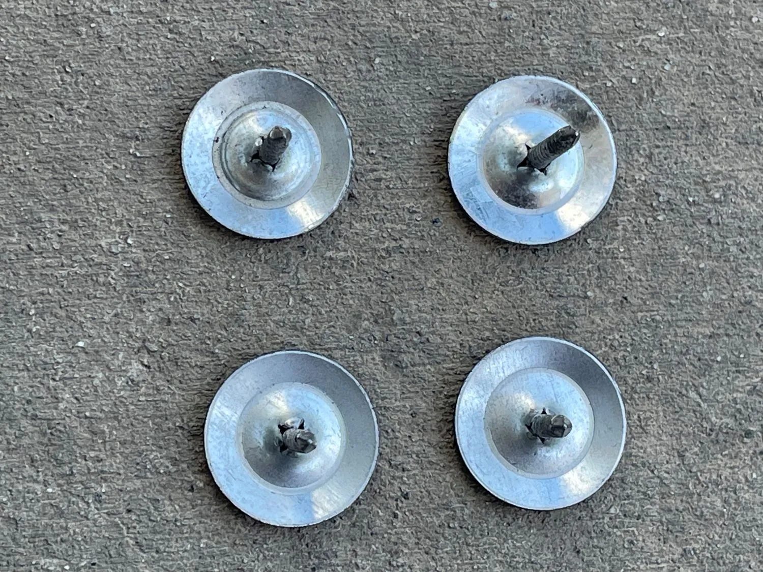 1" Metal Cap Fluted Masonry Nails - Galvanized (appx. 75 nails / lb)