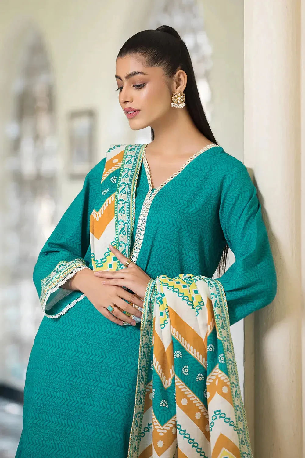 3PC Printed Unstitched Khaddar Suit KKH-2884