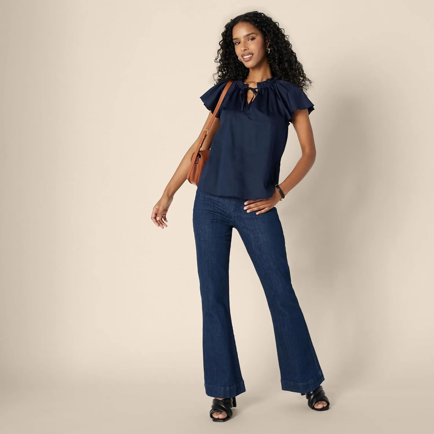 Amazon Essentials Women's Relaxed-Fit Cotton Sateen Flutter Sleeve Blouse