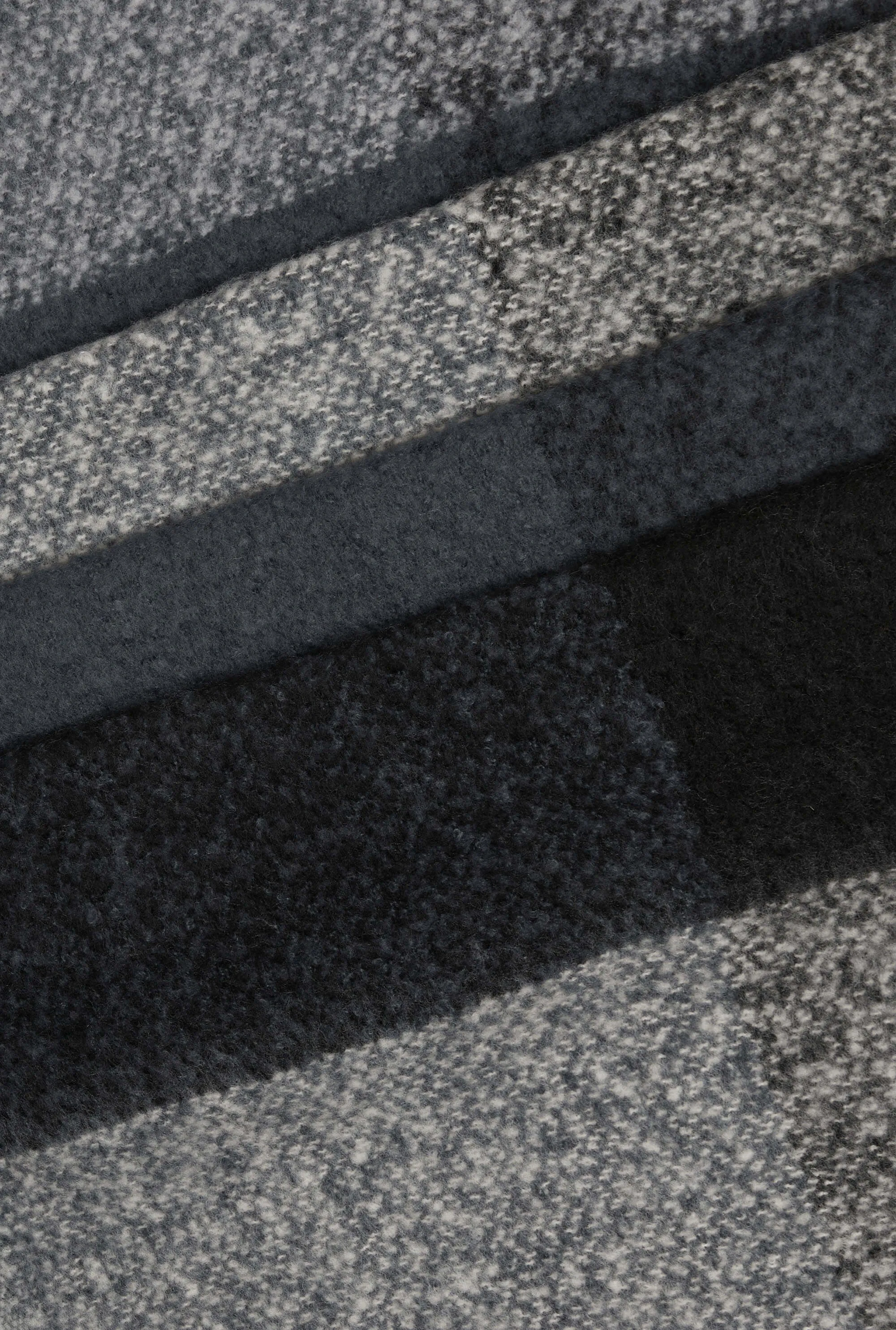 Asymmetrical Checkered Scarf Grey