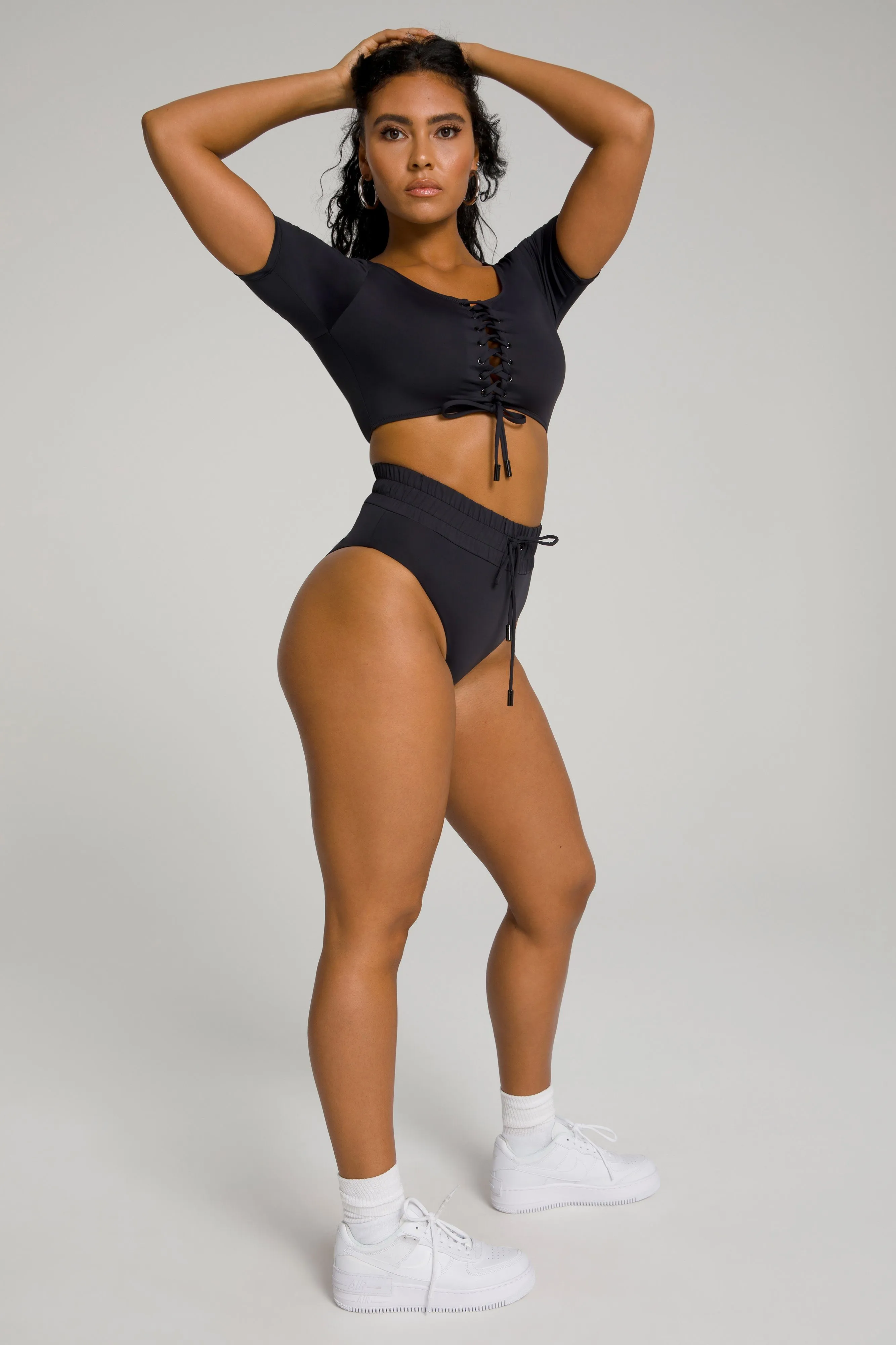 BUSTY BIKINI TOP | BLACK001