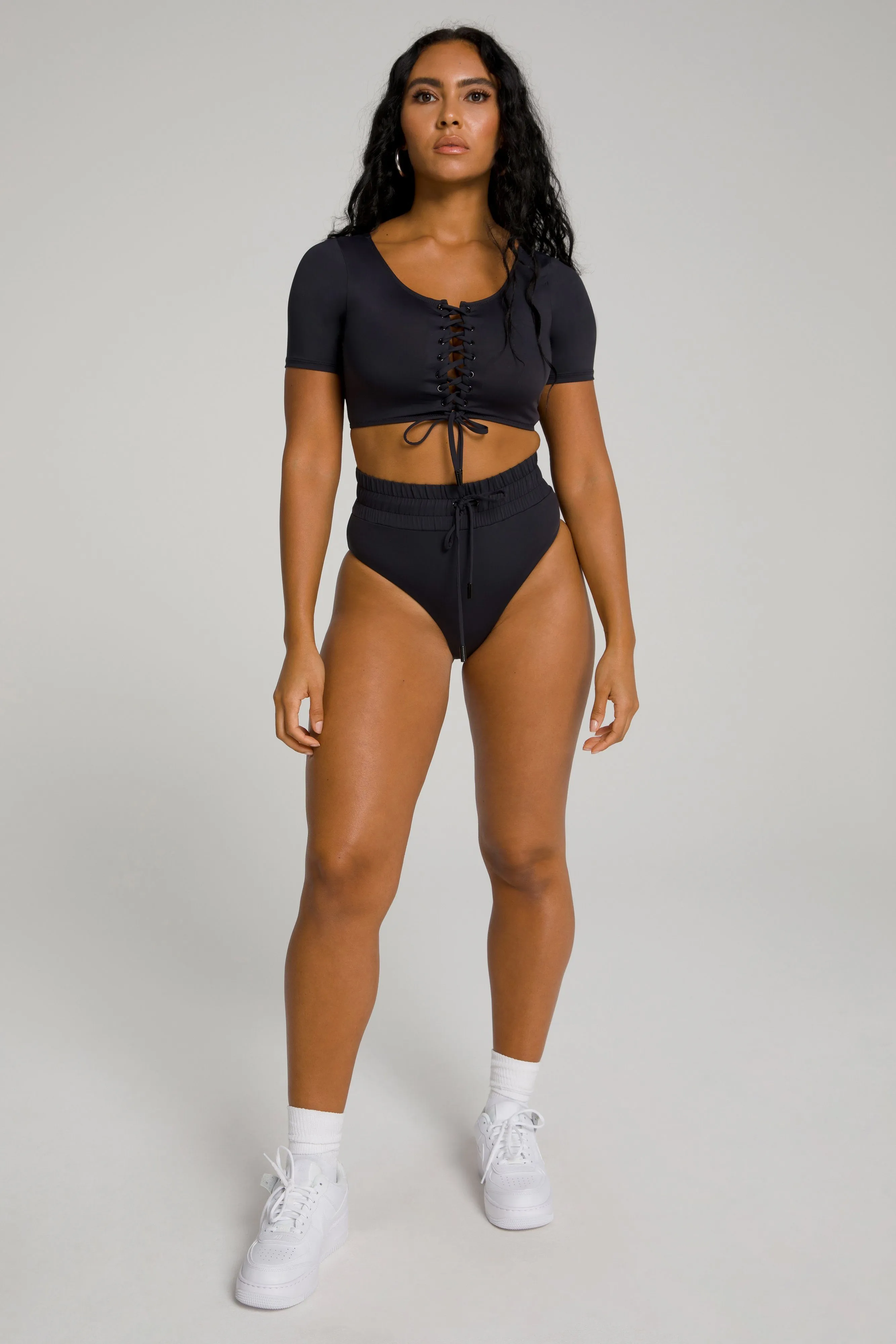BUSTY BIKINI TOP | BLACK001