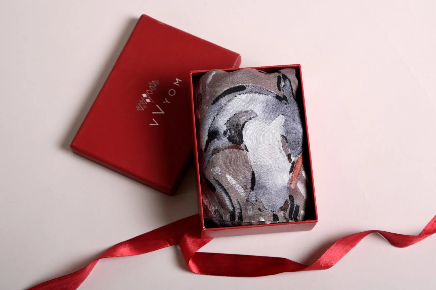 Capricorn Gift Box / Zodiac Themed Pure Silk Stoll Scarf