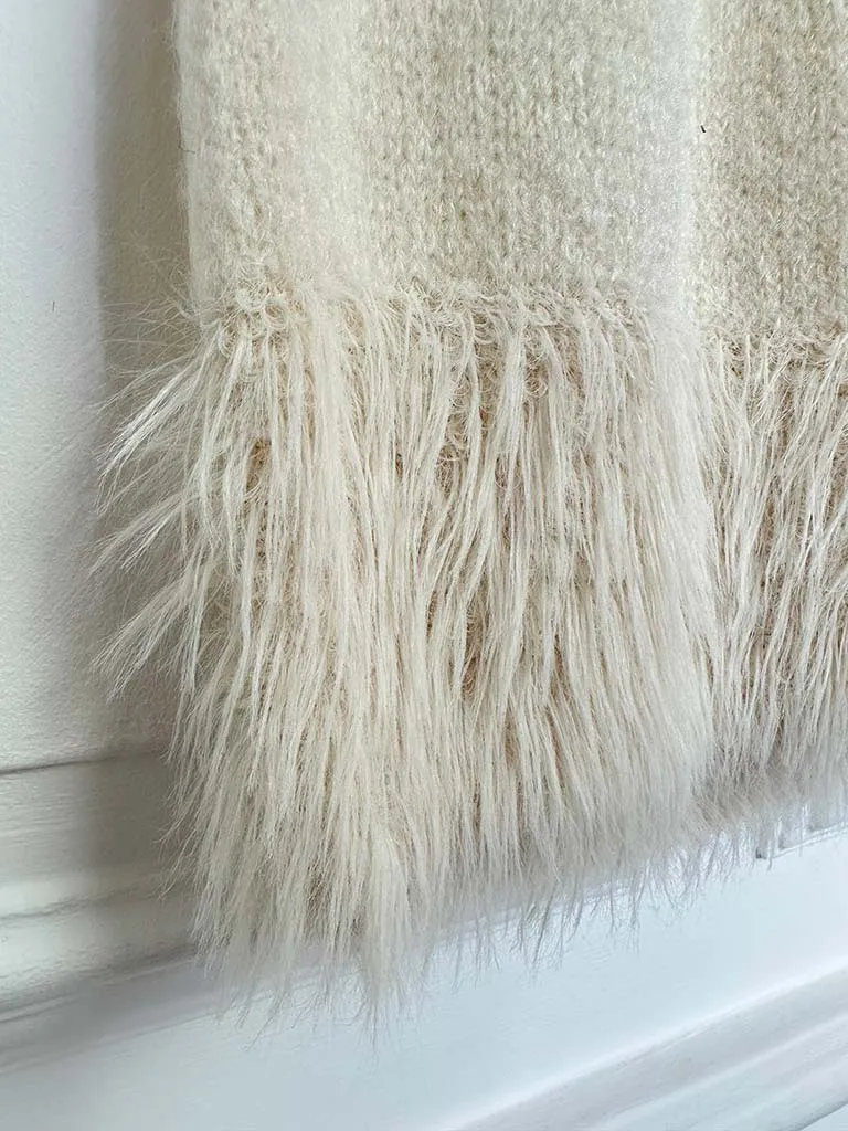 Feather Hem Soft Tank Knit - Cream