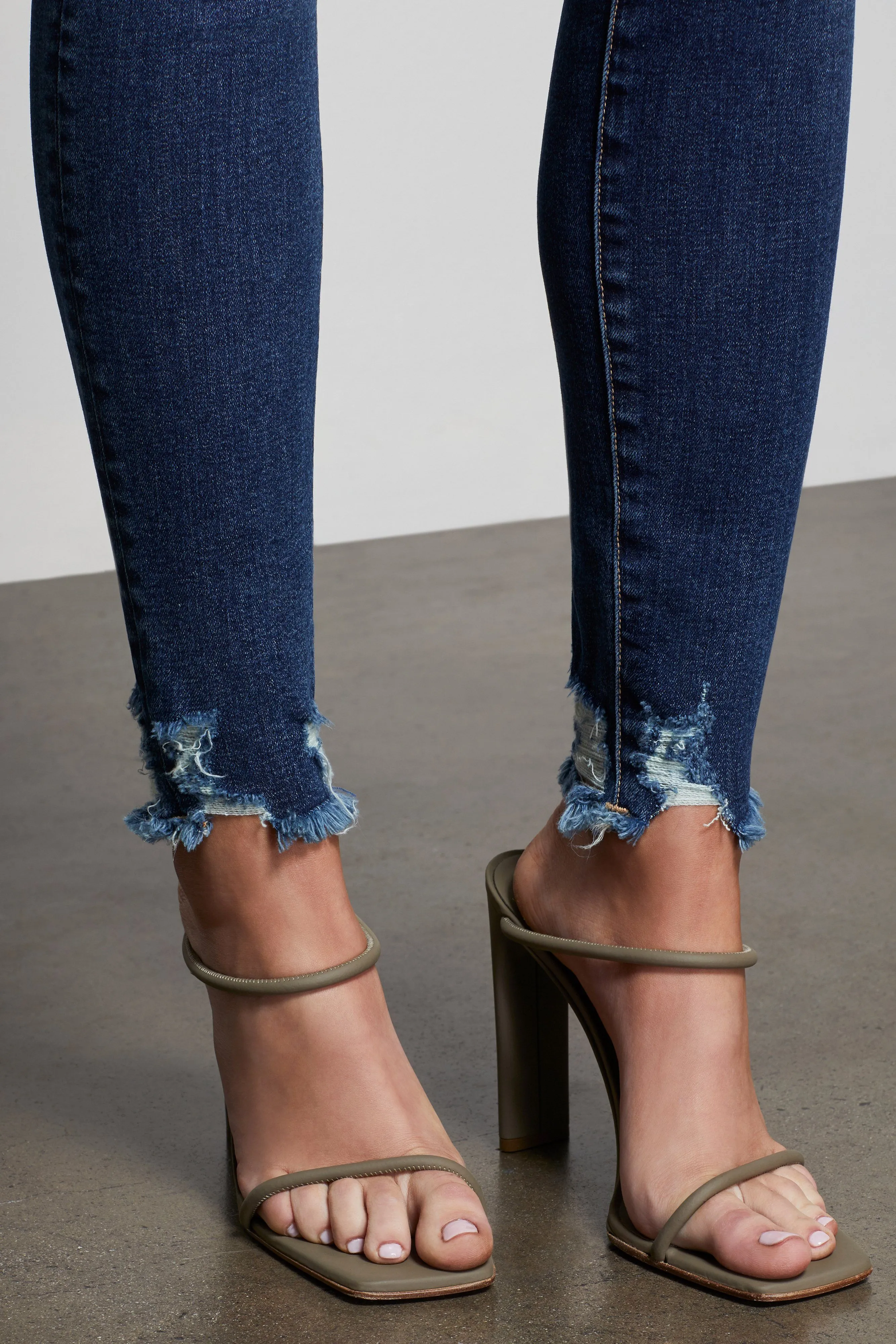 GOOD LEGS CHEWED HEM | BLUE429