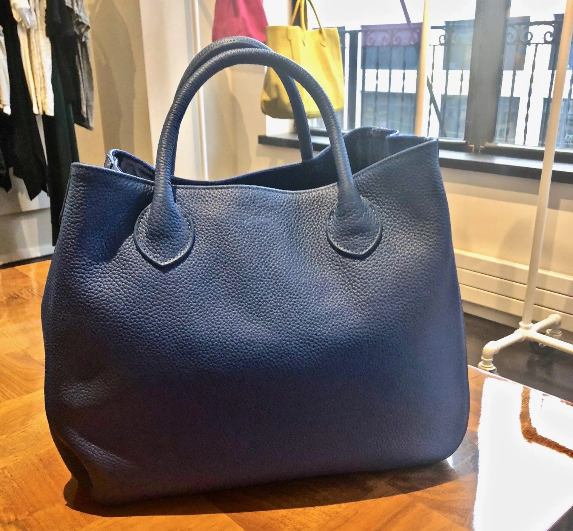 Large Designer Leather Tote Bag ｜ Cowhide Leather Classic Bag ｜ Must-have Fashion DesignerBag ｜ Leather Weekend Bag｜Christmas gifts