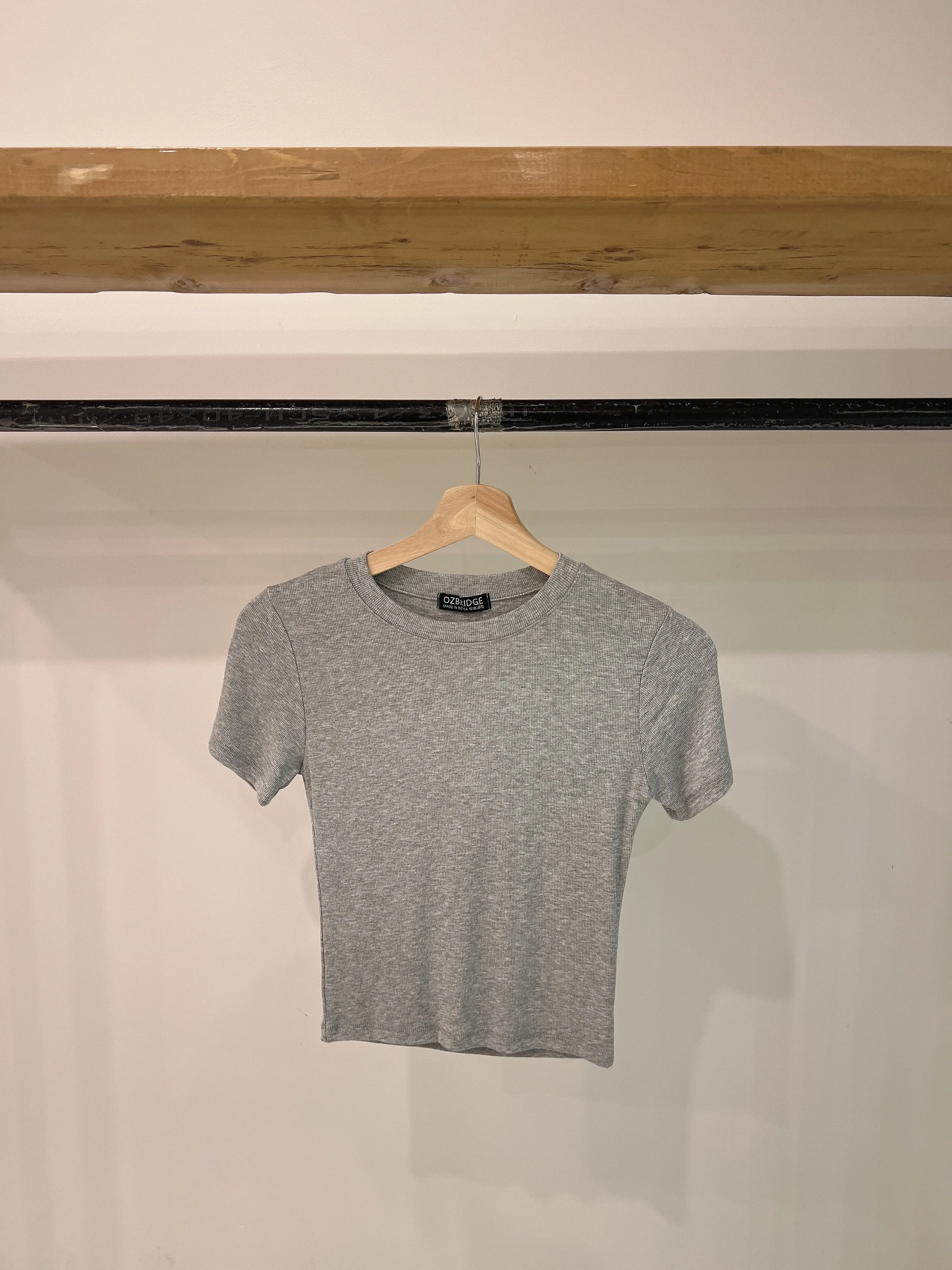 MOMI Soft ribbed top